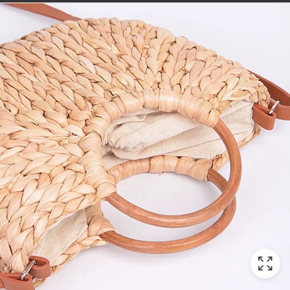 Wood Handle Straw Bag - Picture 2 of 2